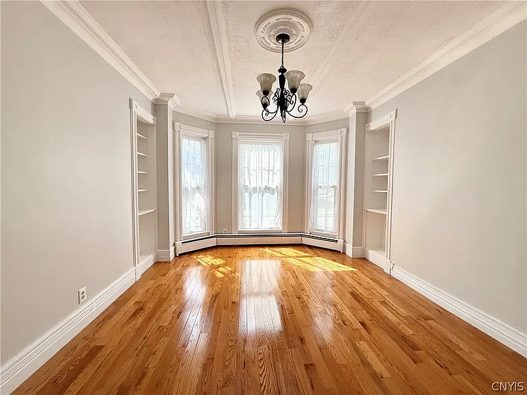 203 Keyes Ave — Photo 24