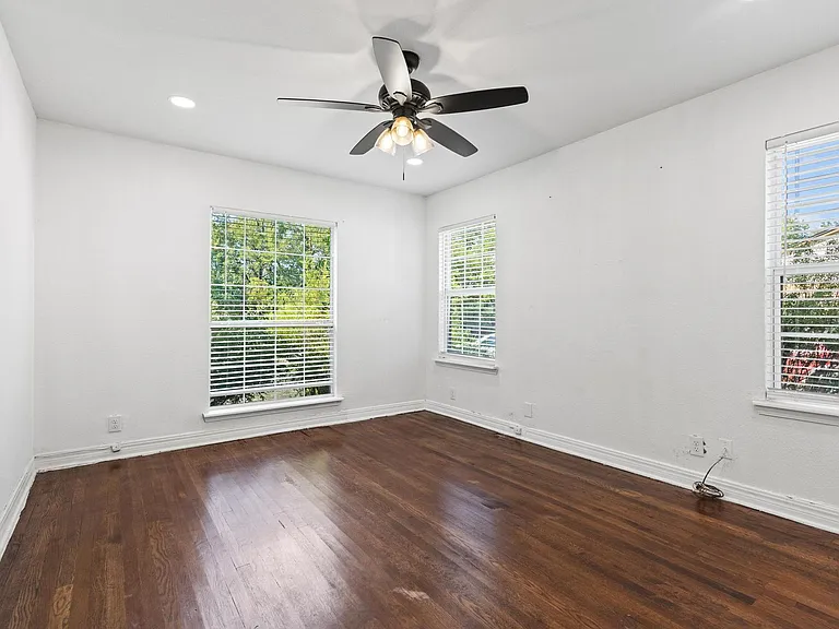 82 Vaughn Dr — Photo 19