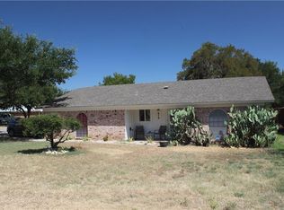 610 S Rough Creek Ct, Granbury, TX 76048