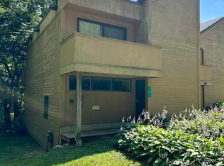 15 Timberline Dr #10, Warren, VT 05674