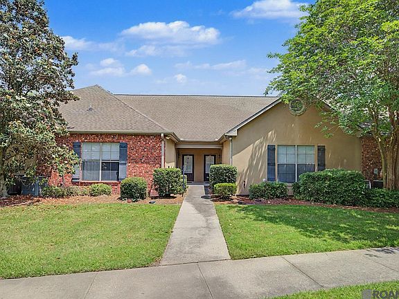 2nd image of 809 Summer Breeze Dr APT 303