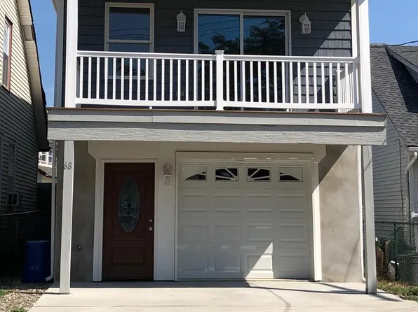 68 Oakwood Pl, Keansburg, NJ 07734