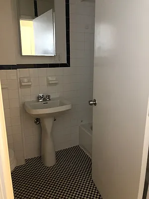 Rented by Tompkins Square Realty | media 22