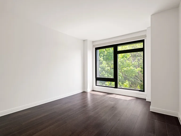 613 Baltic St #4B — Photo 14