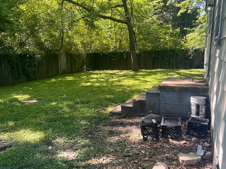 3450 Ardmore St — Photo 3