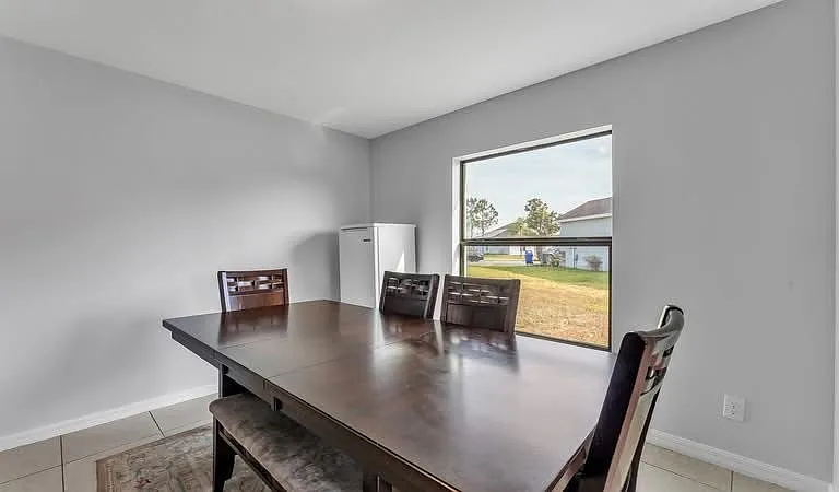 2447 Torrens Dr — Photo 5
