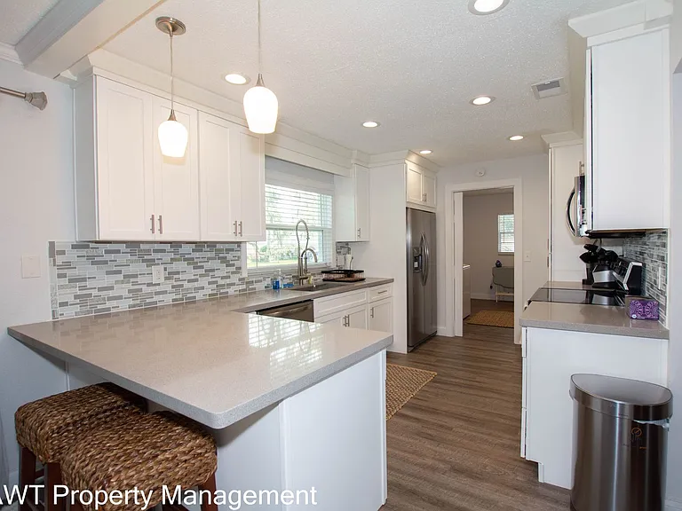 57 Florida Park Dr — Photo 10