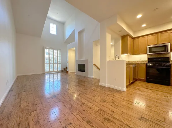 14 Vinca Ct, Mission Viejo, CA 92694