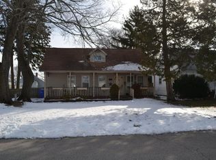 278 Terrace Ave, Riverside, RI 02915