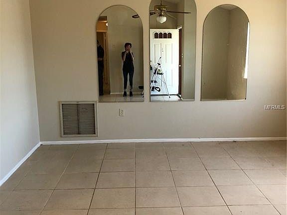 2nd image of 1316 Greenlea Dr