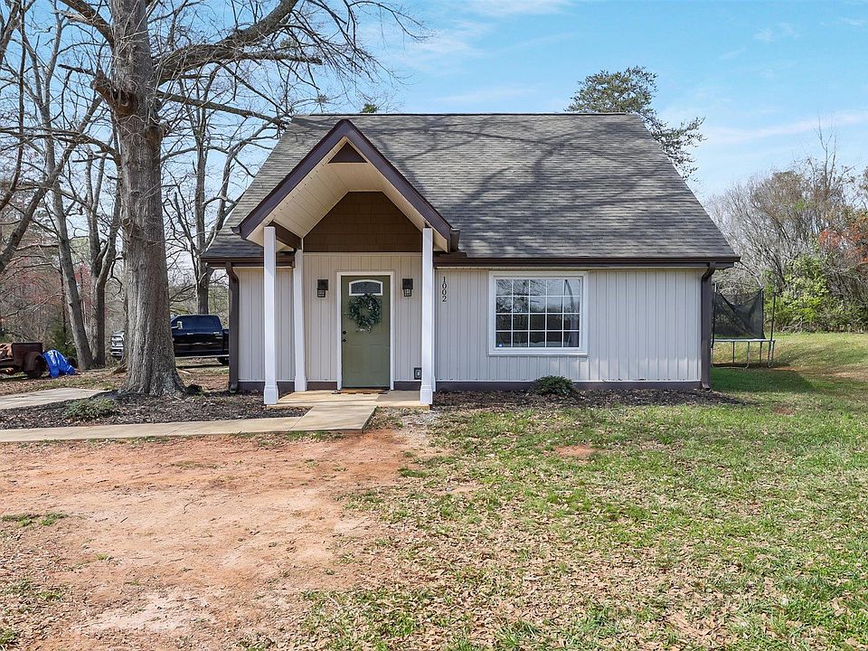 1002 Lake Cunningham Rd, Greer, SC 29651 Zillow