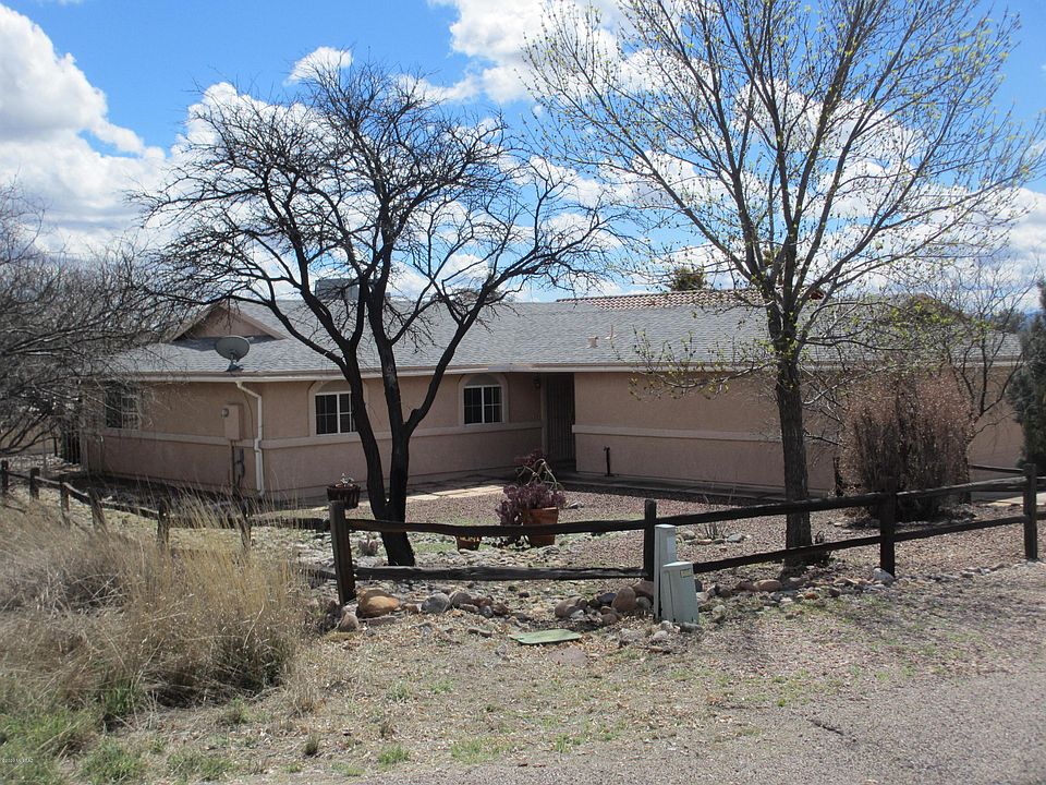 1st image of 453 Chalet Ct