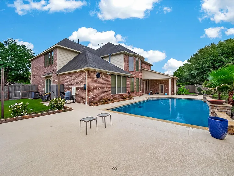 27411 Manor Falls Ln — Photo 47
