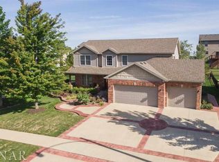 5008 Francesco Ln, Bloomington, IL 61705