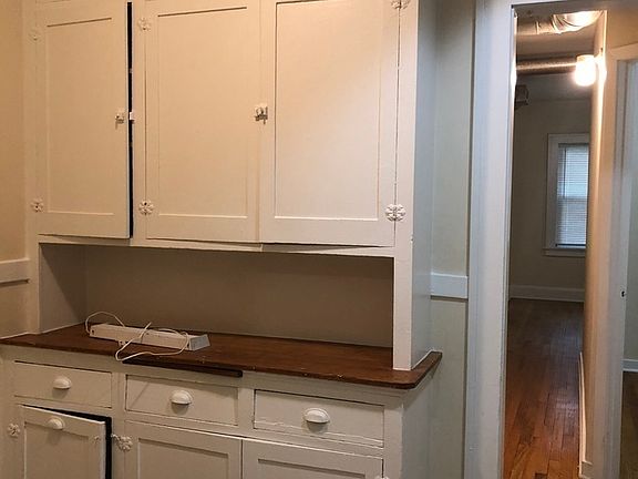 5th image of 3245 Penn Ave N APT 1