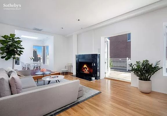 2nd image of 610 W End Ave Penthouse B