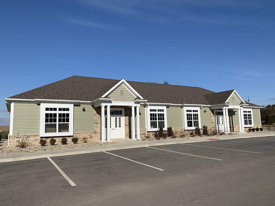 2nd image of 715 Autumn Glory Dr