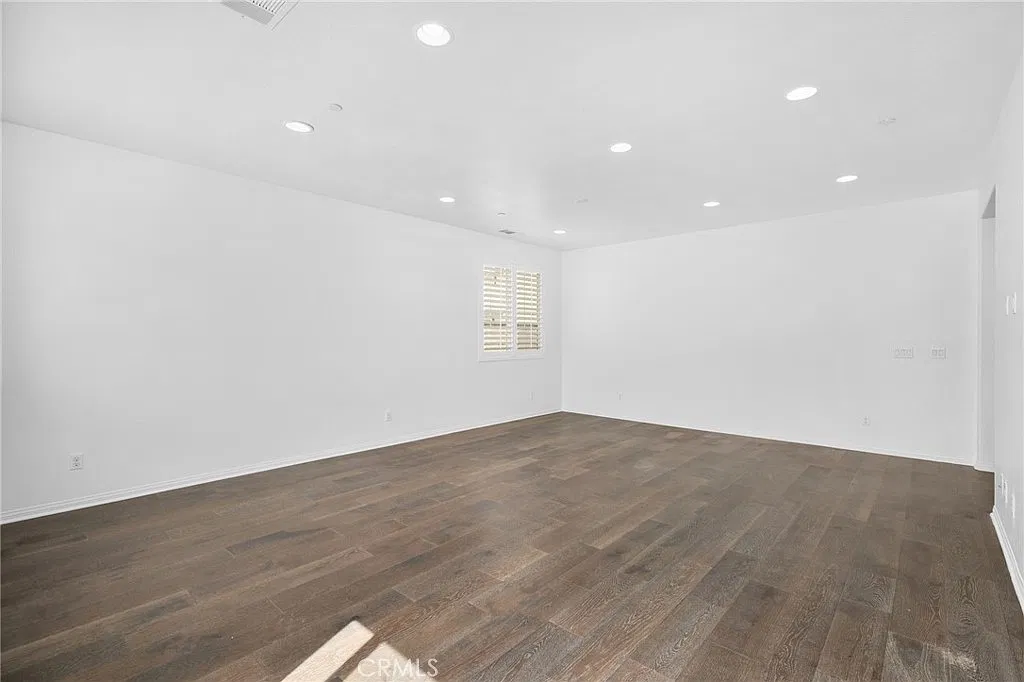 3 bed, 1781 sqft, $3,400 — Photo 4