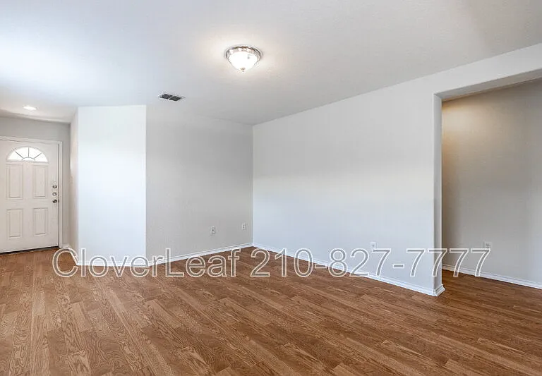 5745 Maxfli Dr — Photo 9