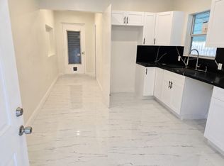 8130 NW 15th Ct, Pembroke Pines, FL 33024