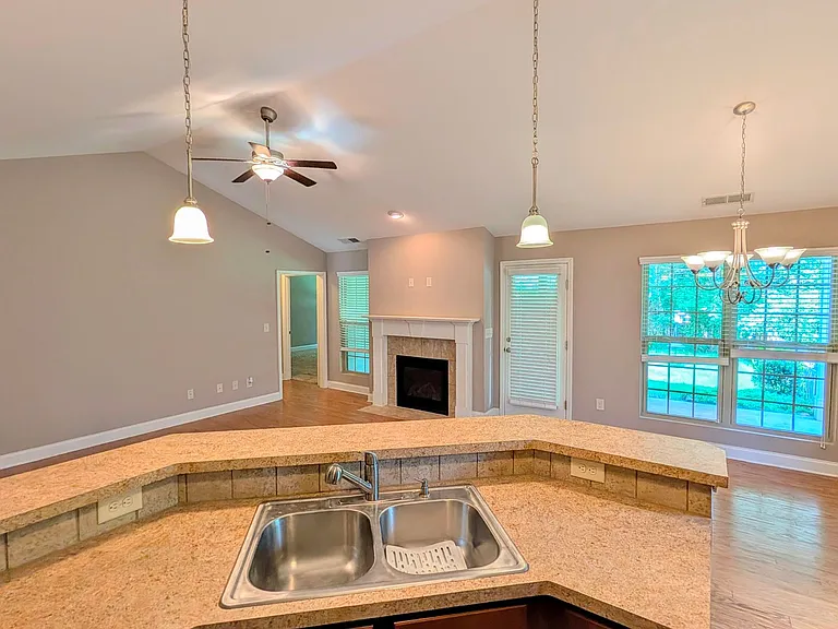 4780 Lost Creek Dr — Photo 11