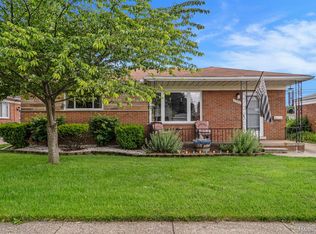 11546 Gerald Dr, Warren, MI 48093