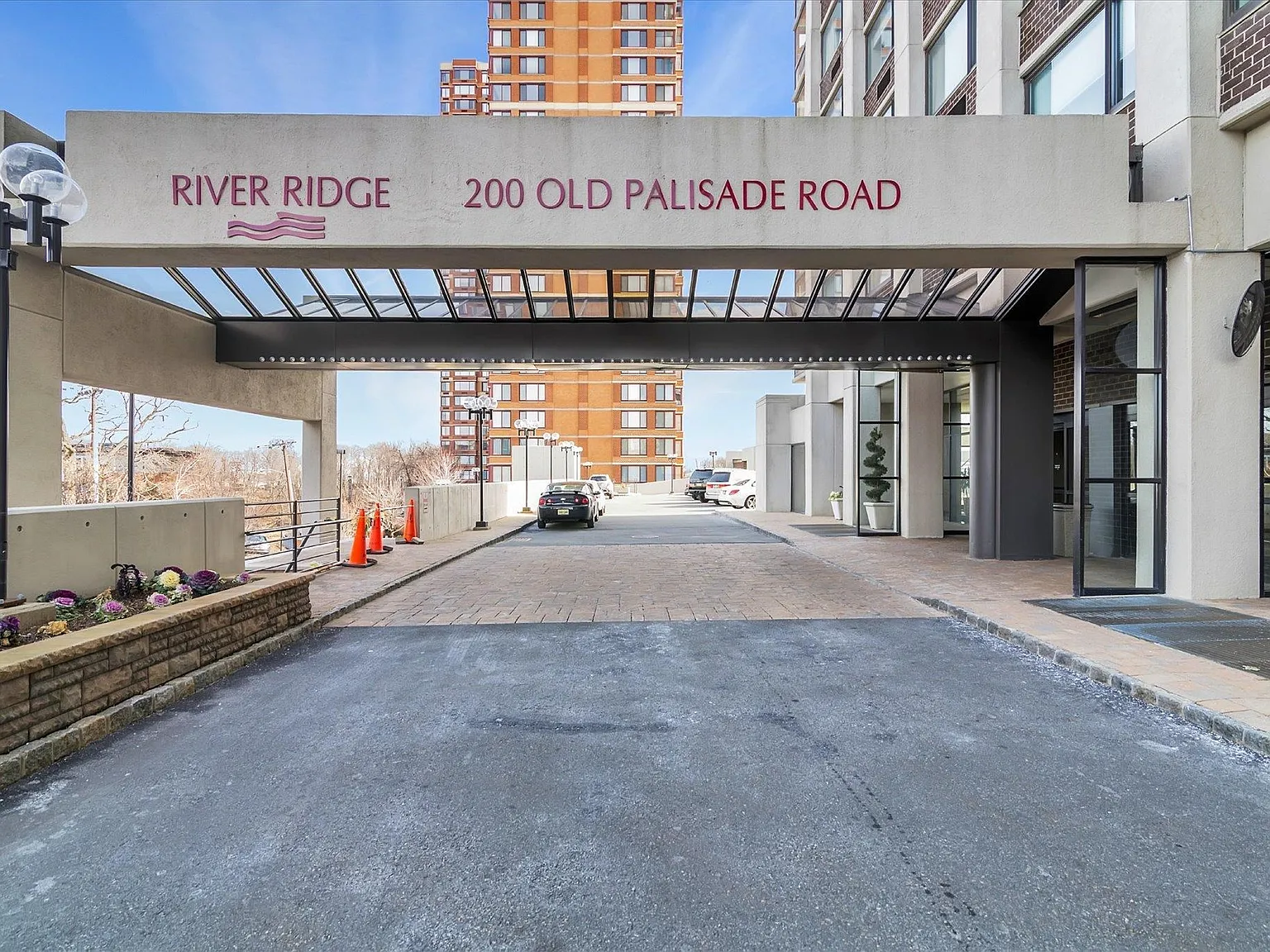 River Ridge — Photo 3