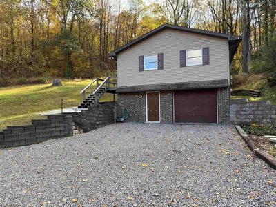 2180 Colfax Rd, Fairmont, WV, 26554