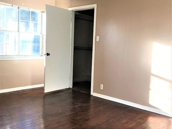 2nd image of 1017 N Kings Hwy