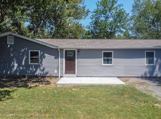 2240 Ted Williams Dr, Paducah, KY 42003