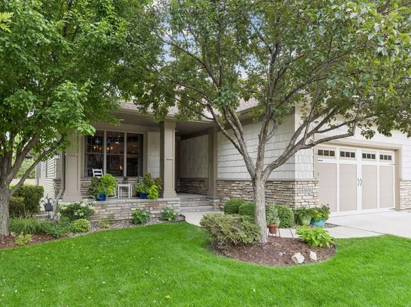 8636 Lake Riley Dr, Chanhassen, MN 55317