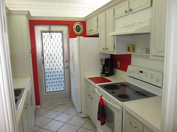 4th image of 3411 Spanish Trl APT 117C