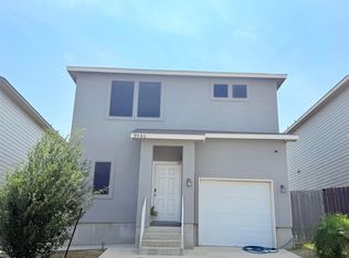 9960 Inmaculada Ln, Laredo, TX 78045