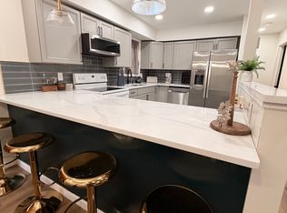 7369 Ventnor Dr, Tobyhanna, PA 18466