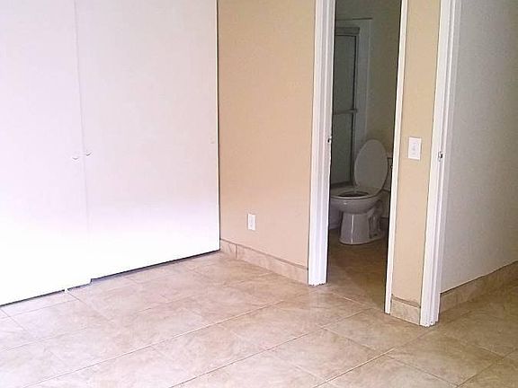 5th image of 358 Leslie Way APT 36
