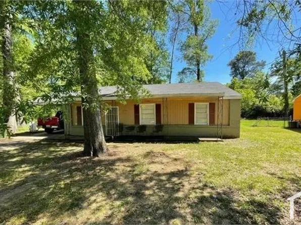 213 Shadyside Ln, Montgomery, AL 36105