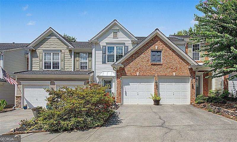 1st image of 151 Regent Pl