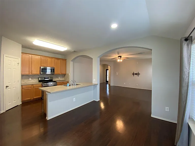 6323 Bennington Springs Dr — Photo 9
