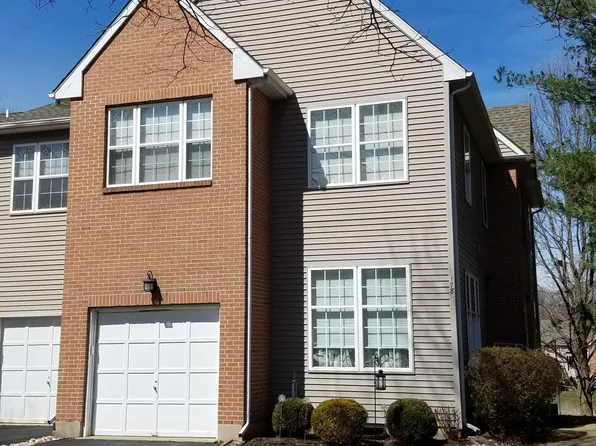 178 Queensbury Pl, Doylestown, PA 18901