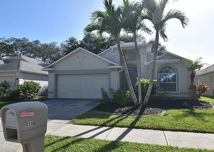1st image of 4908 Erin Ln