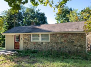 9040 N Comstock Ave, Bitely, MI 49309