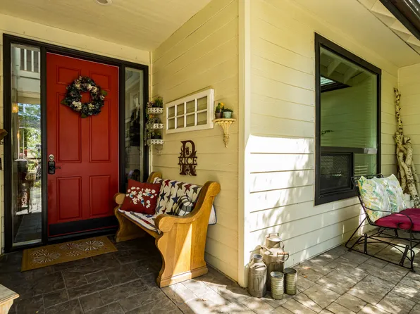796 SE Briarwood Ct, Bend, OR 97702