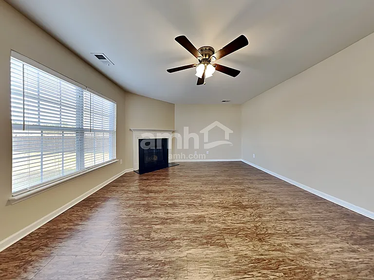 138 Decatur Dr — Photo 7