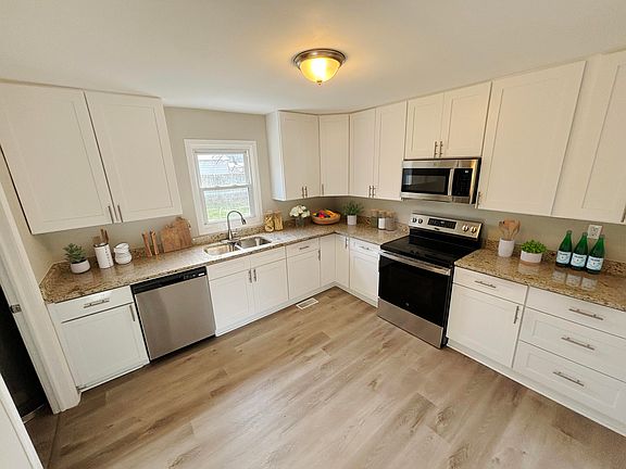 4th image of 1012 E Talmage Street