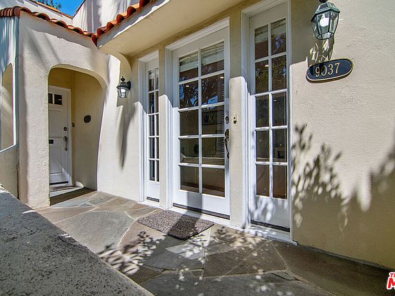 5th image of 9037 Elevado St