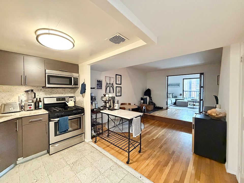1st image of 10 Jones St APT 4J