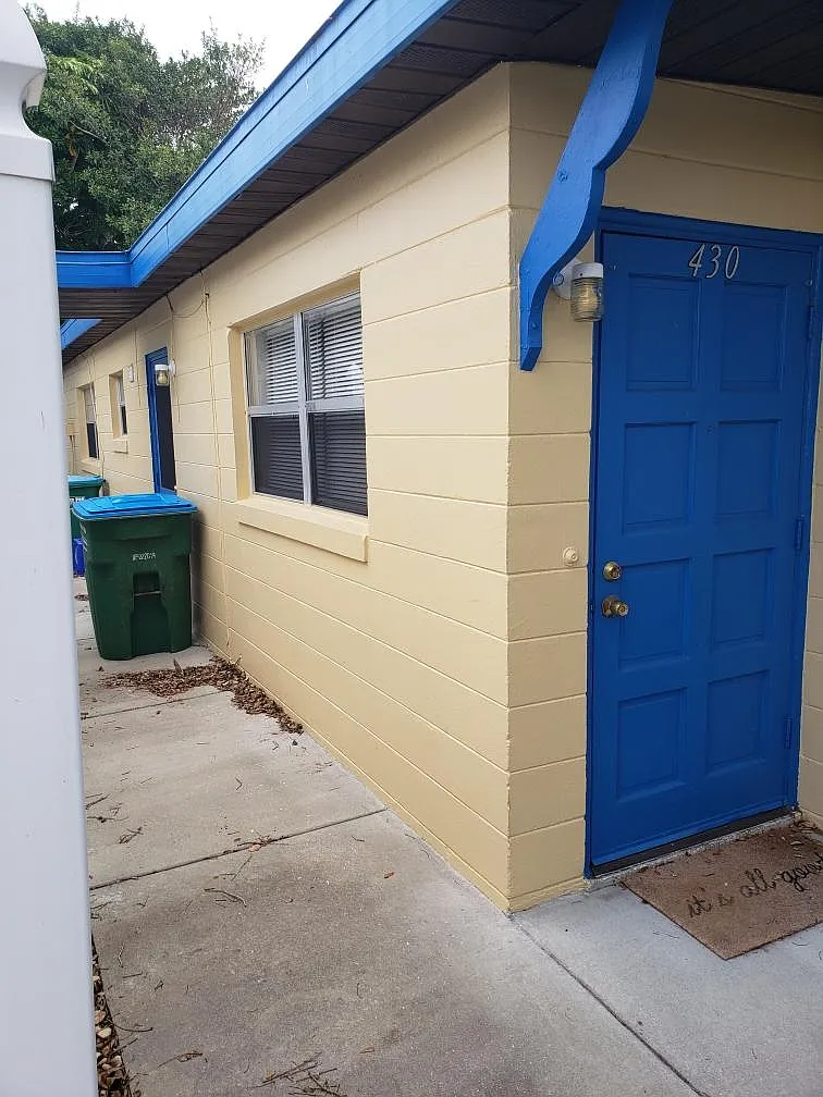 430 Jefferson Ave — Photo 4