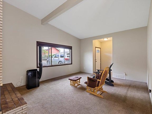 4th image of 1819 W Rockwell Ave