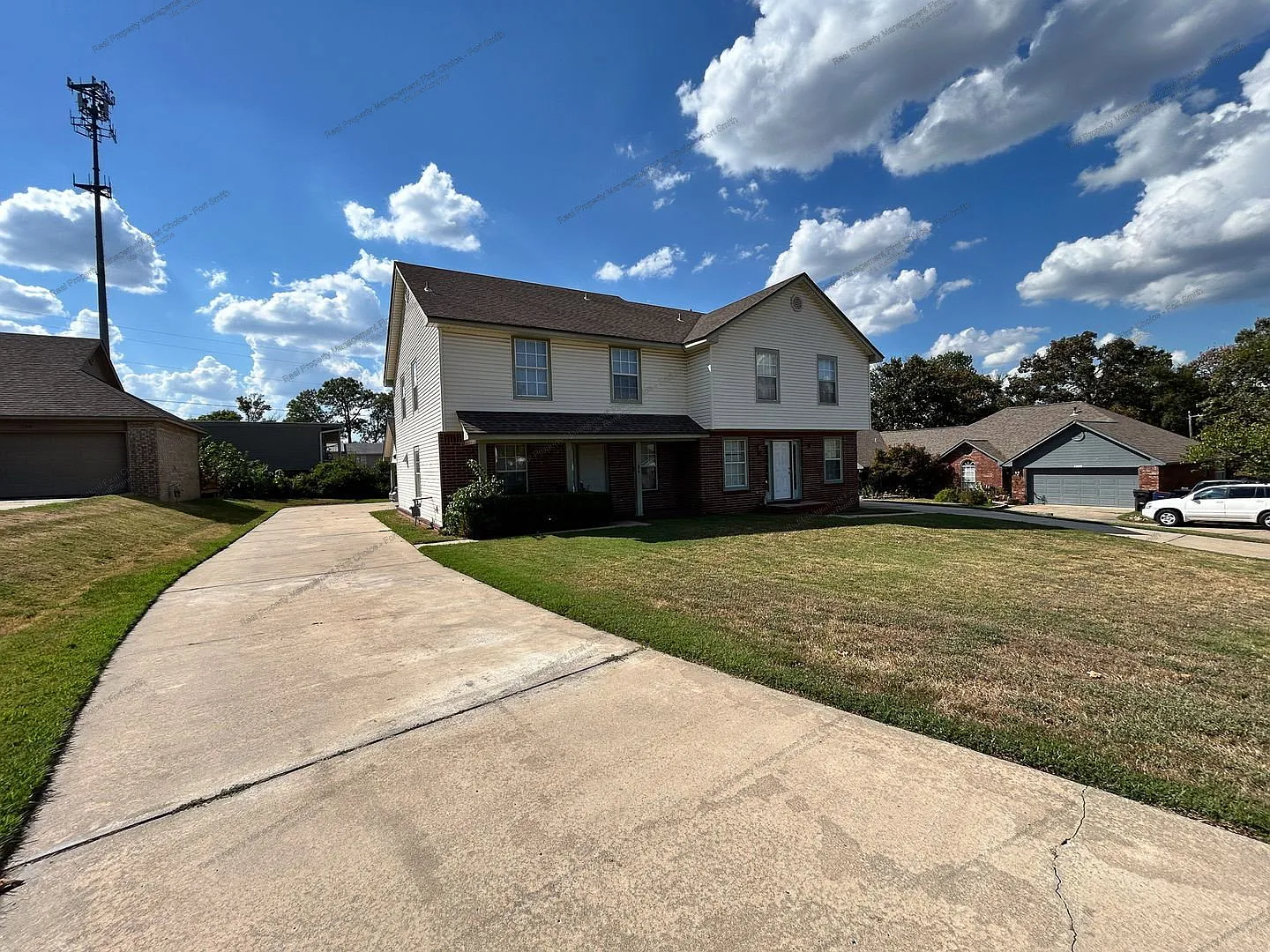 3 bed, 2.5 bath, 1685 sqft, $1,350 — Photo 1