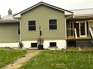 404 Lous Rd, Ebensburg, PA 15931